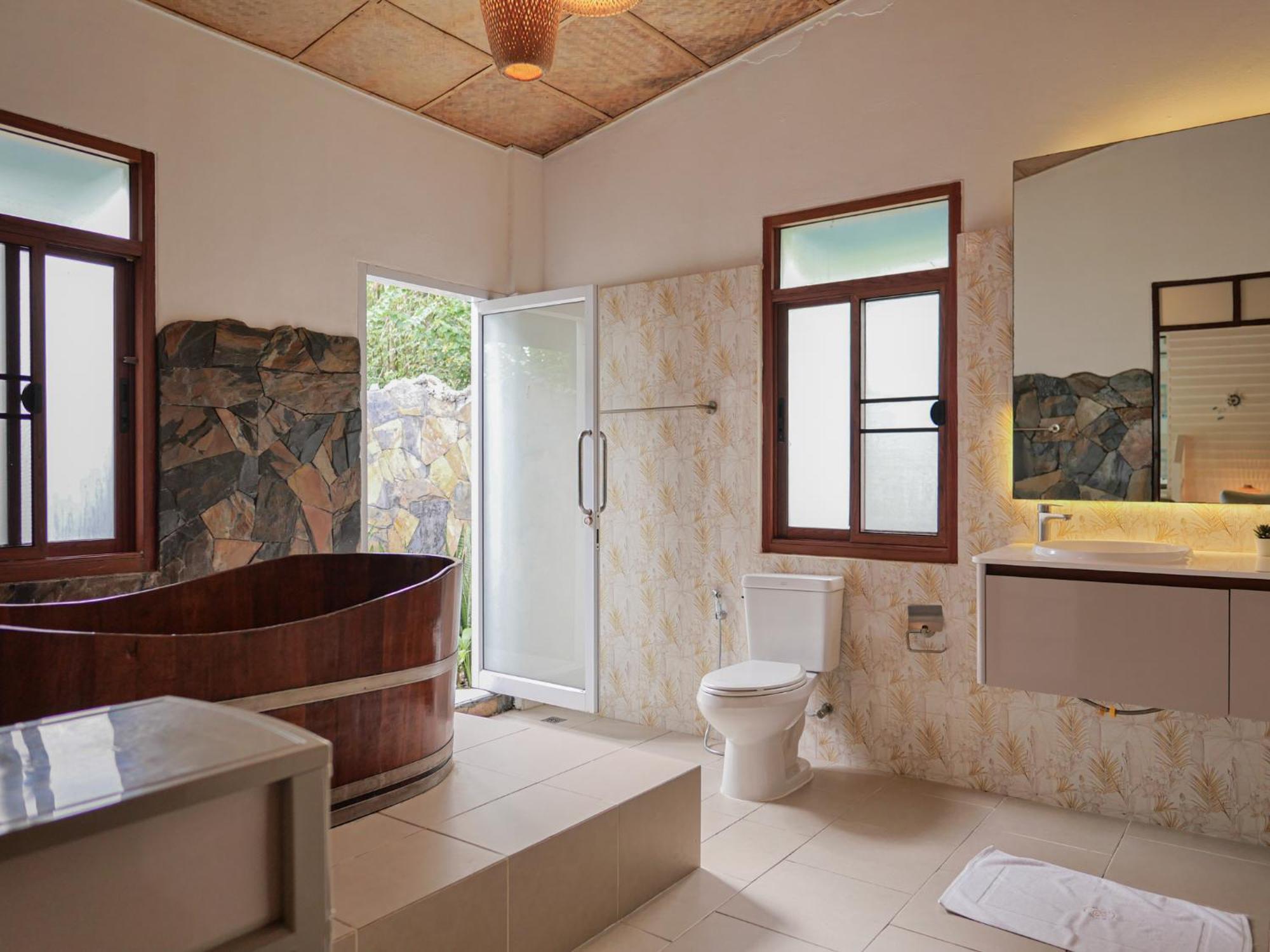 The Wooden Beach House 3Br - Sunset Beach Garden Taling Ngam Beach Exterior foto